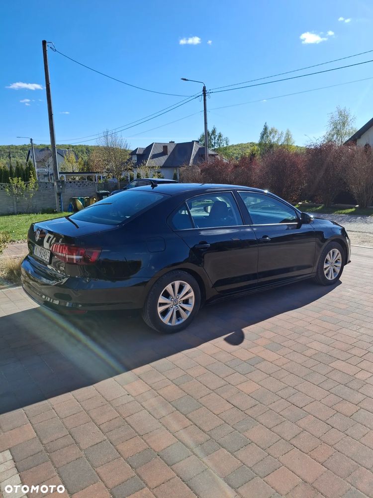 Volkswagen Jetta 2.0 TDI DPF BMT Comfortline - 21