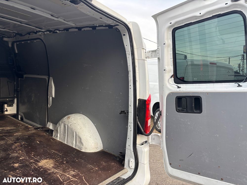 Mercedes-Benz Vito - 12
