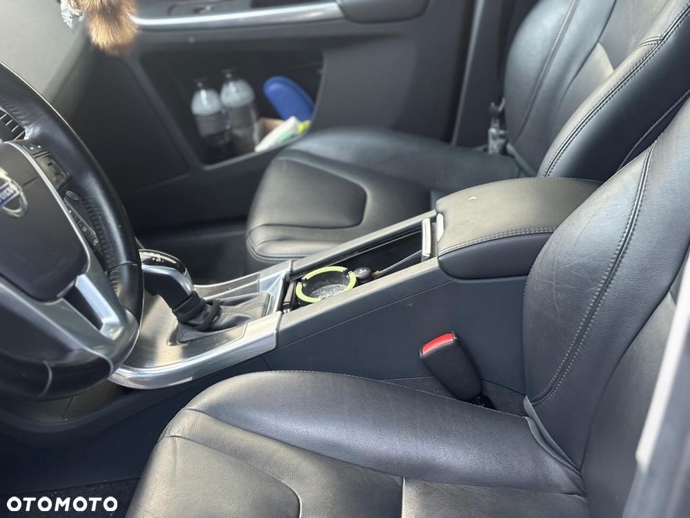 Volvo XC 60 D4 Drive-E Summum - 5