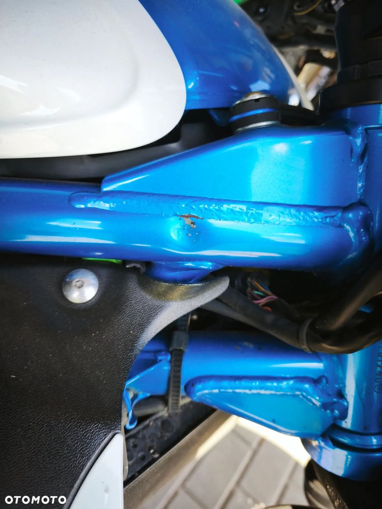 Suzuki Gladius - 17