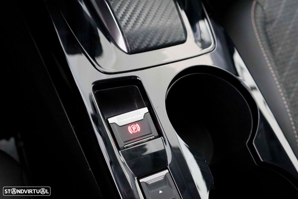 Peugeot 208 1.2 Hybrid Allure e-DCS6 - 41