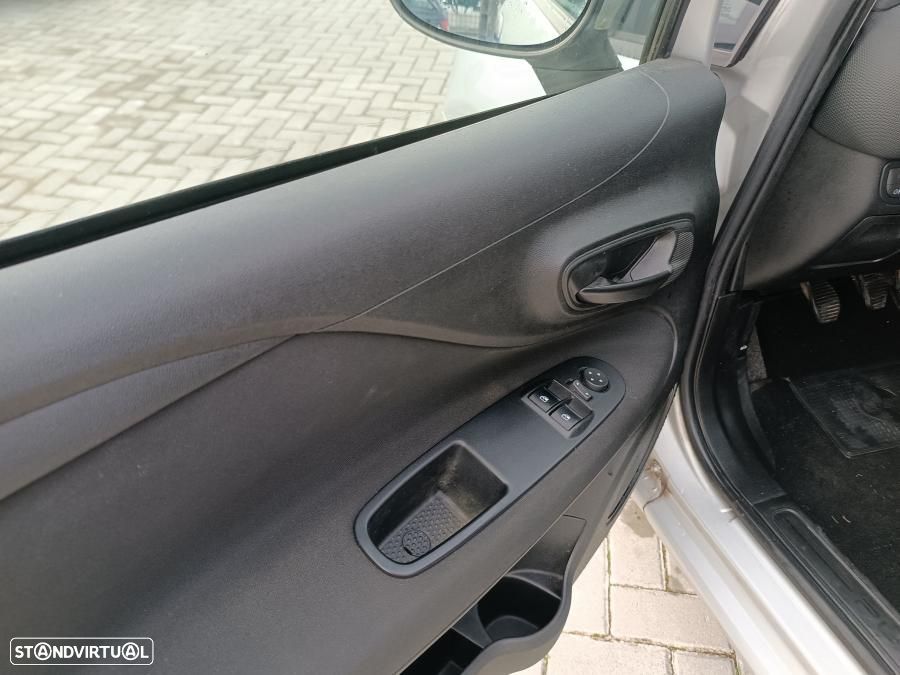 Fiat Punto 1.3 M-Jet Easy S&S - 5