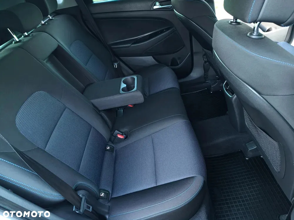 Hyundai Tucson 1.6 GDI BlueDrive Style 2WD - 10
