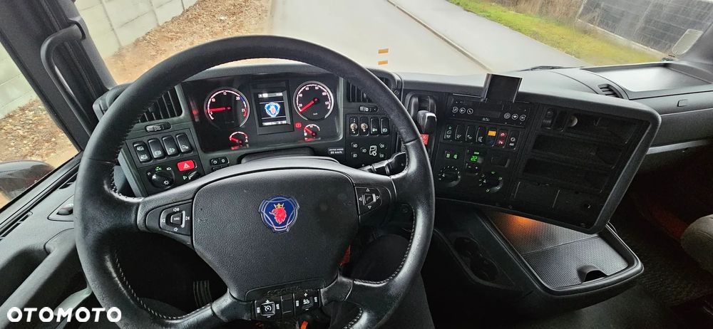 Scania R450 6x2 do zabudowy skrętna oś sprowadzona - 7