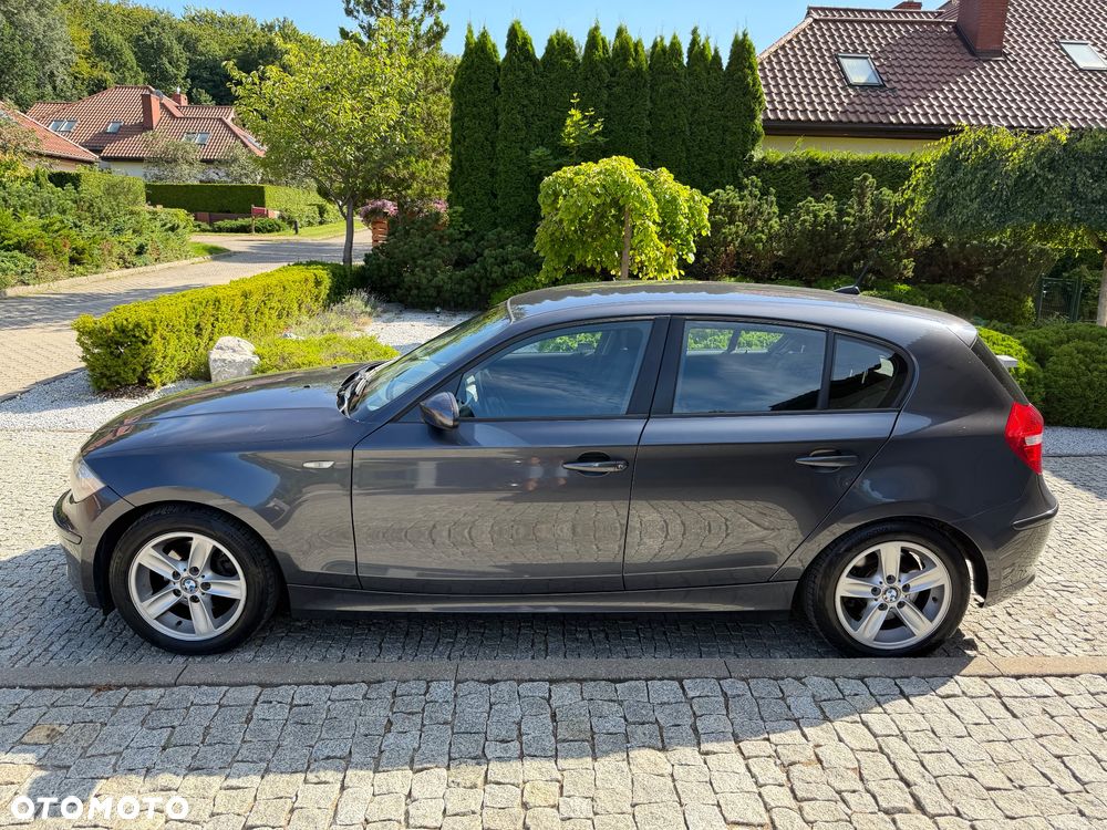 BMW Seria 1 118d DPF - 1