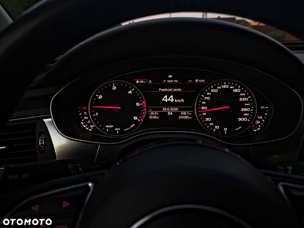 Audi A6 Avant - 18