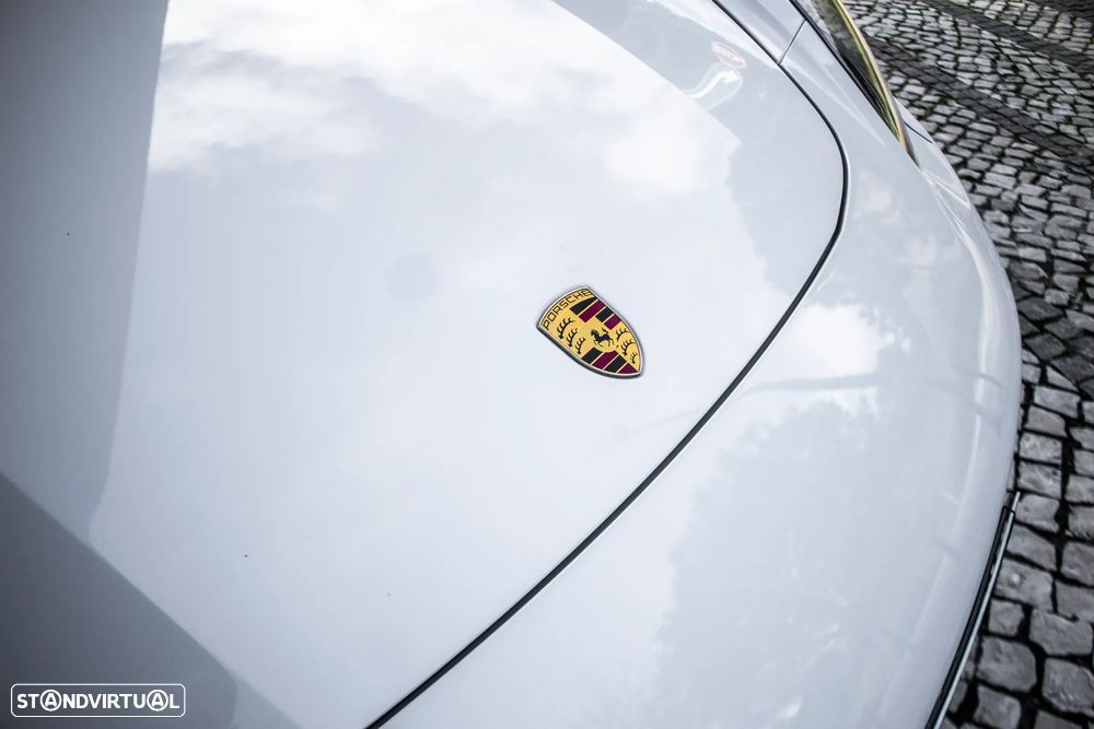 Porsche Panamera 4 E-Hybrid Platinum Edition - 9