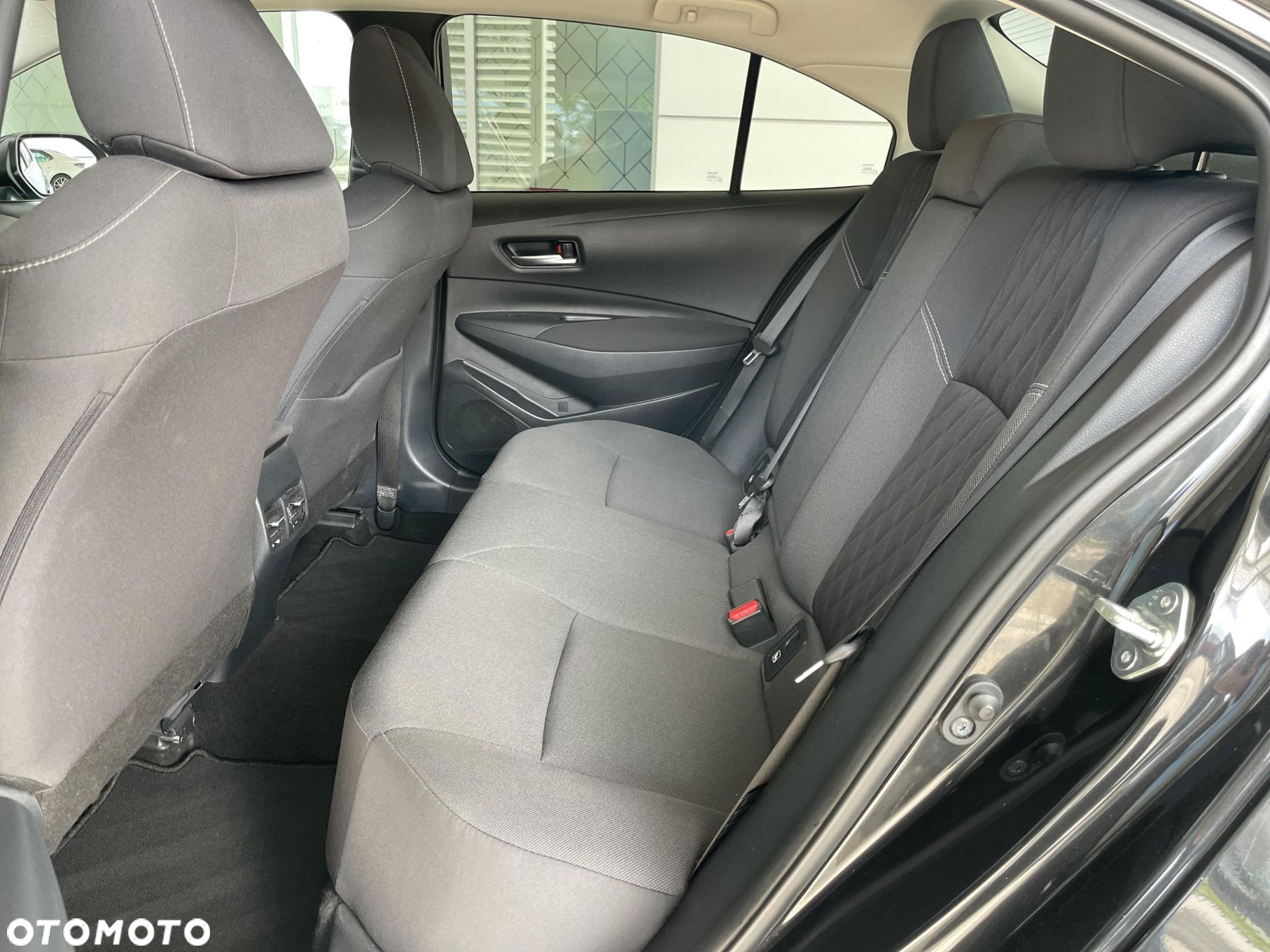 Toyota Corolla - 14
