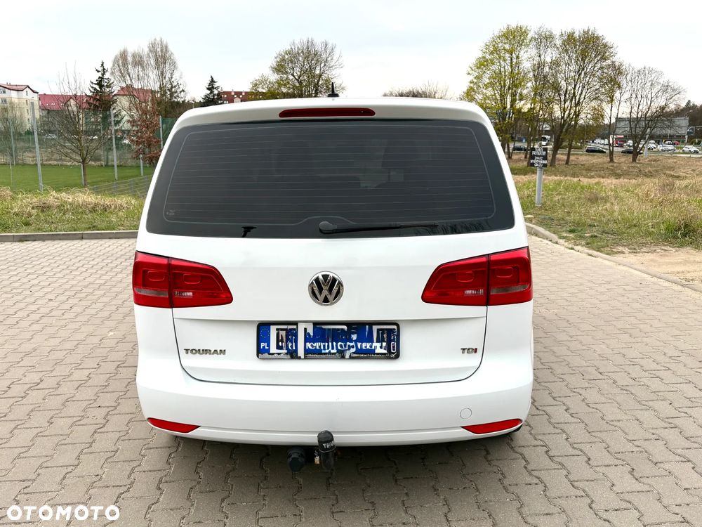 Volkswagen Touran - 6