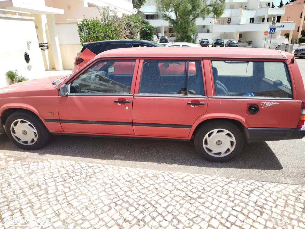 Volvo 940 Estate GL - 1