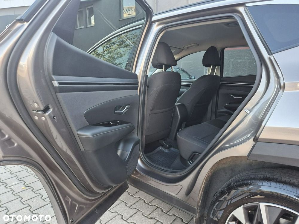 Hyundai Tucson 1.6 T-GDi Smart 2WD - 23