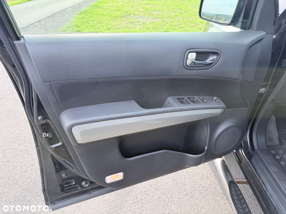 Nissan X-Trail 2.0 dCi LE - 11