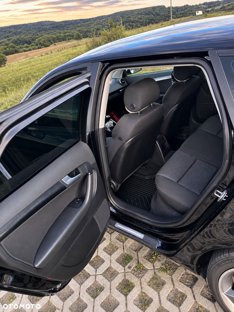 Audi A3 Sportback - 8
