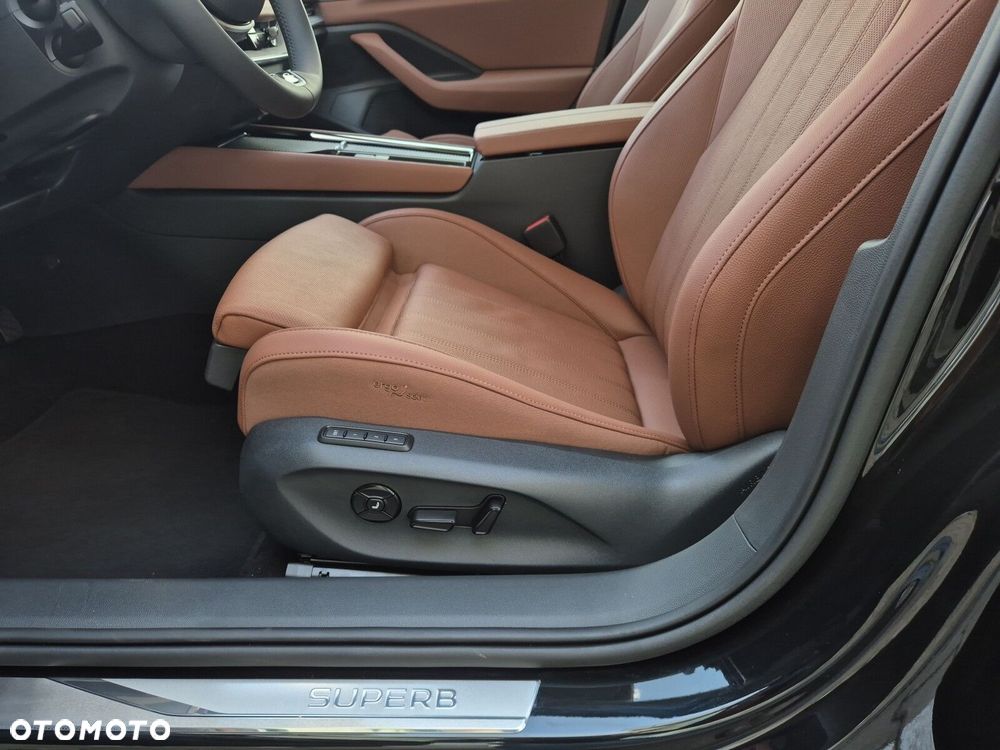 Skoda Superb 2.0 TDI SCR 4x4 L&K DSG - 21