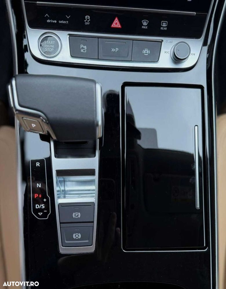AUDI A8 2021 — imagine 29