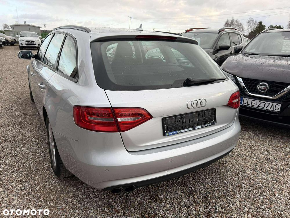Audi A4 Avant 2.0 TDI DPF Ambiente - 5