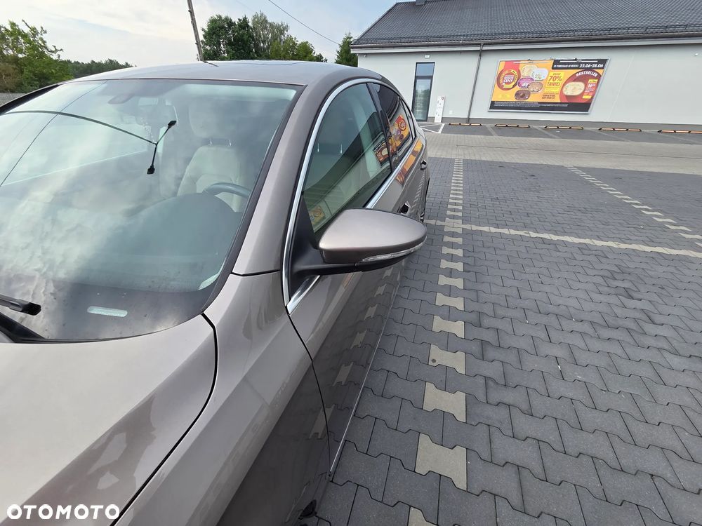 Volkswagen Passat 1.8 TSI Comfortline DSG - 10