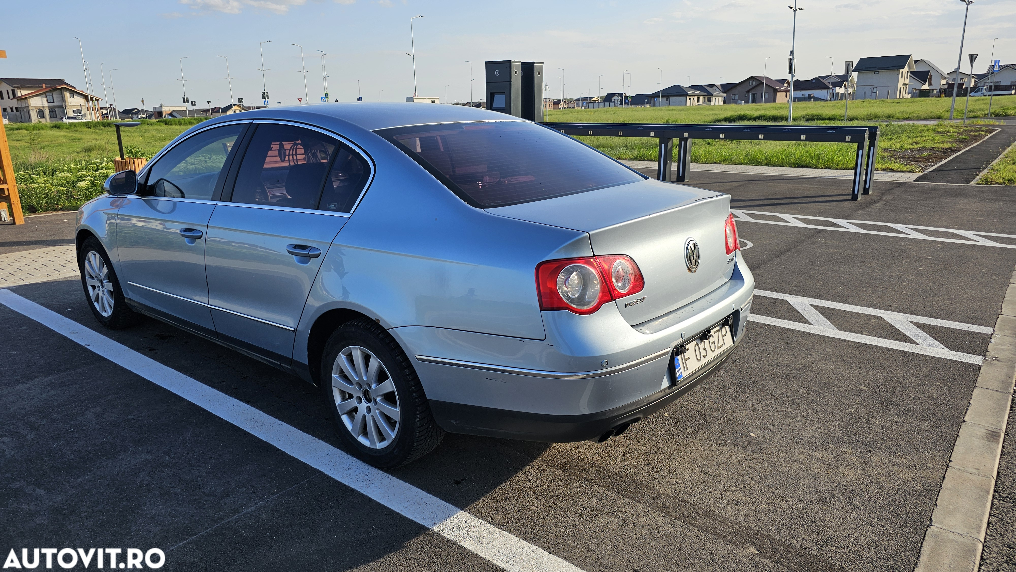 Volkswagen Passat 2.0TDI Comfortline DPF - 11