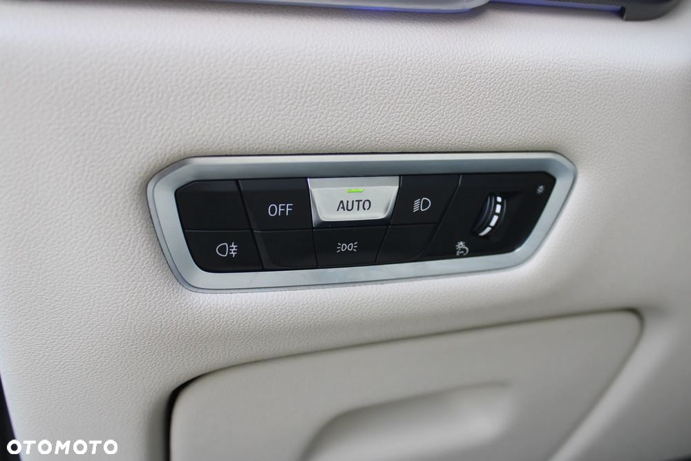 BMW X5 xDrive25d sport - 26