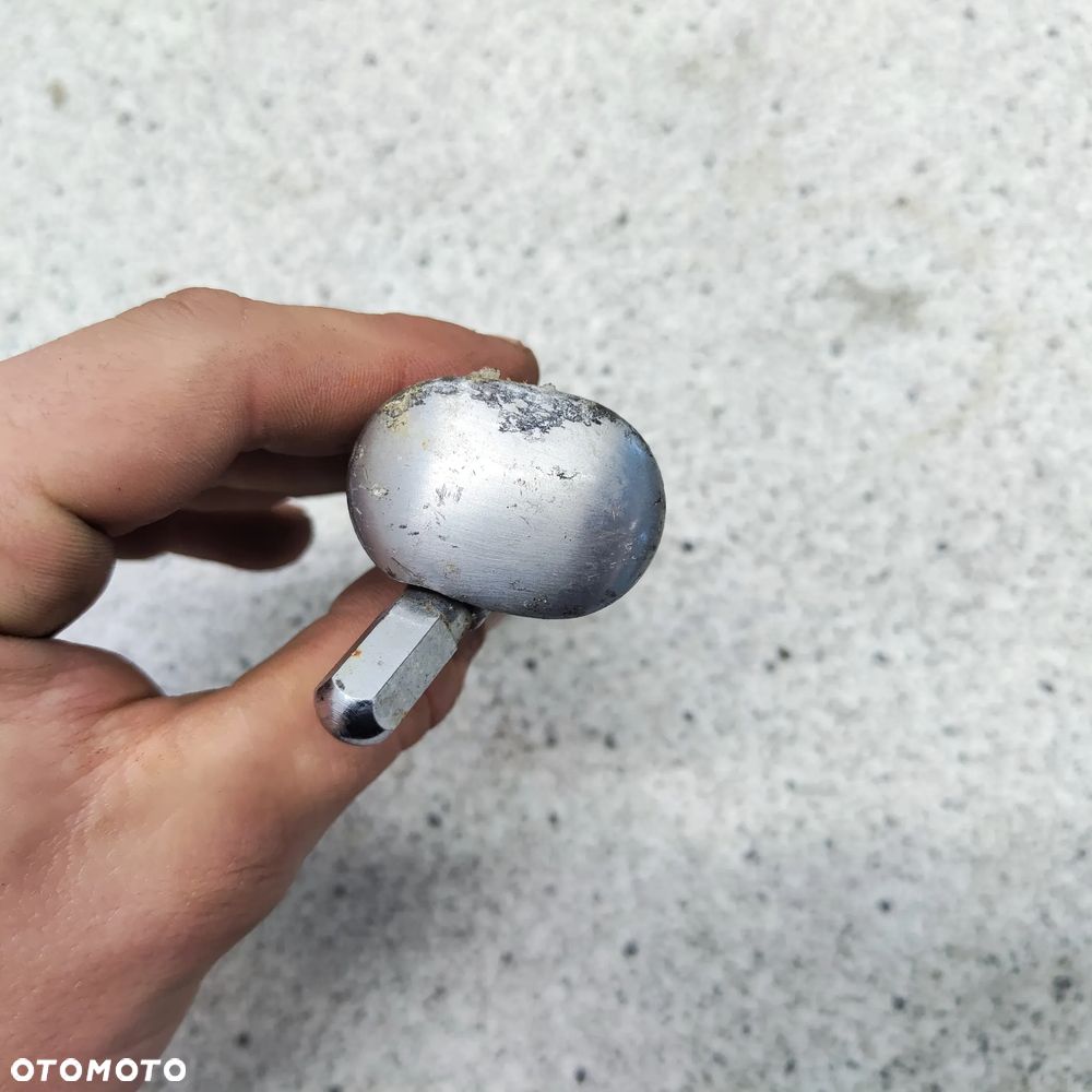 Podnóżek lewy Triumph - 5