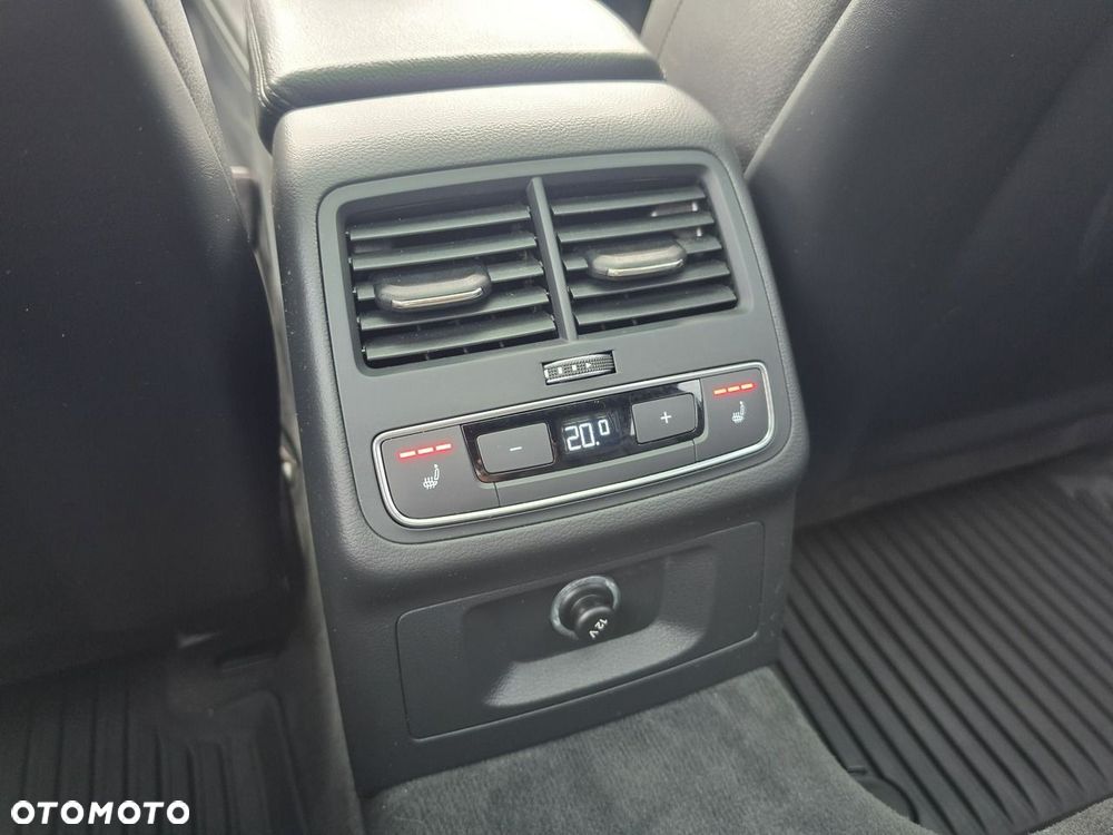 Audi A4 Avant - 33