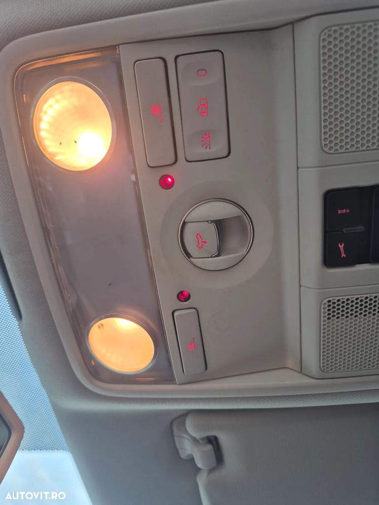 Volkswagen Passat CC 2.0 TDI DPF DSG - 17