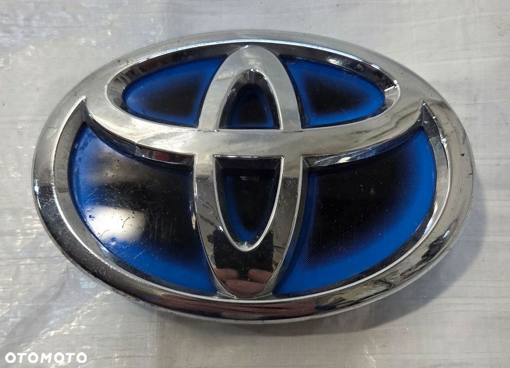 Toyota Auris II Prius III Emblemat znaczek atrapy przód 75310-33010 - 1