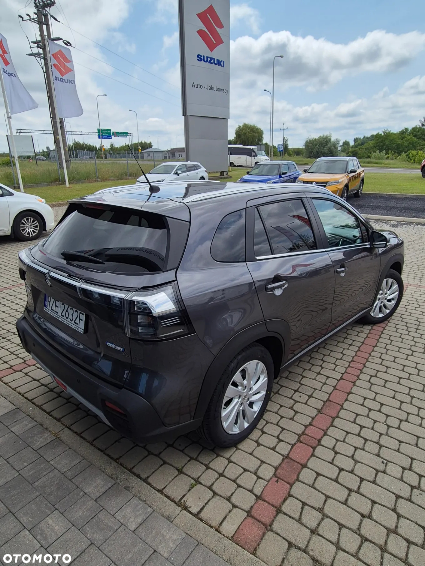 Suzuki SX4 S-Cross 1.4 SHVS Premium Plus SP 4WD - 11