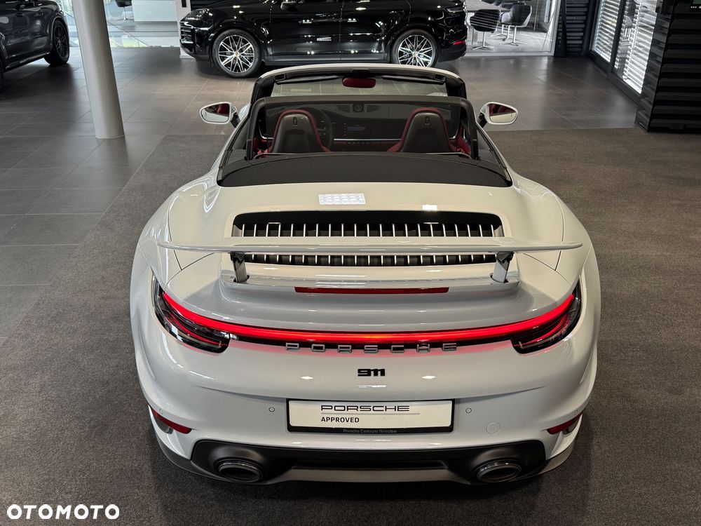 Porsche 911 Turbo S - 10