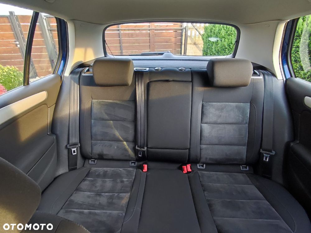 Volkswagen Golf 1.6 TDI Highline - 6