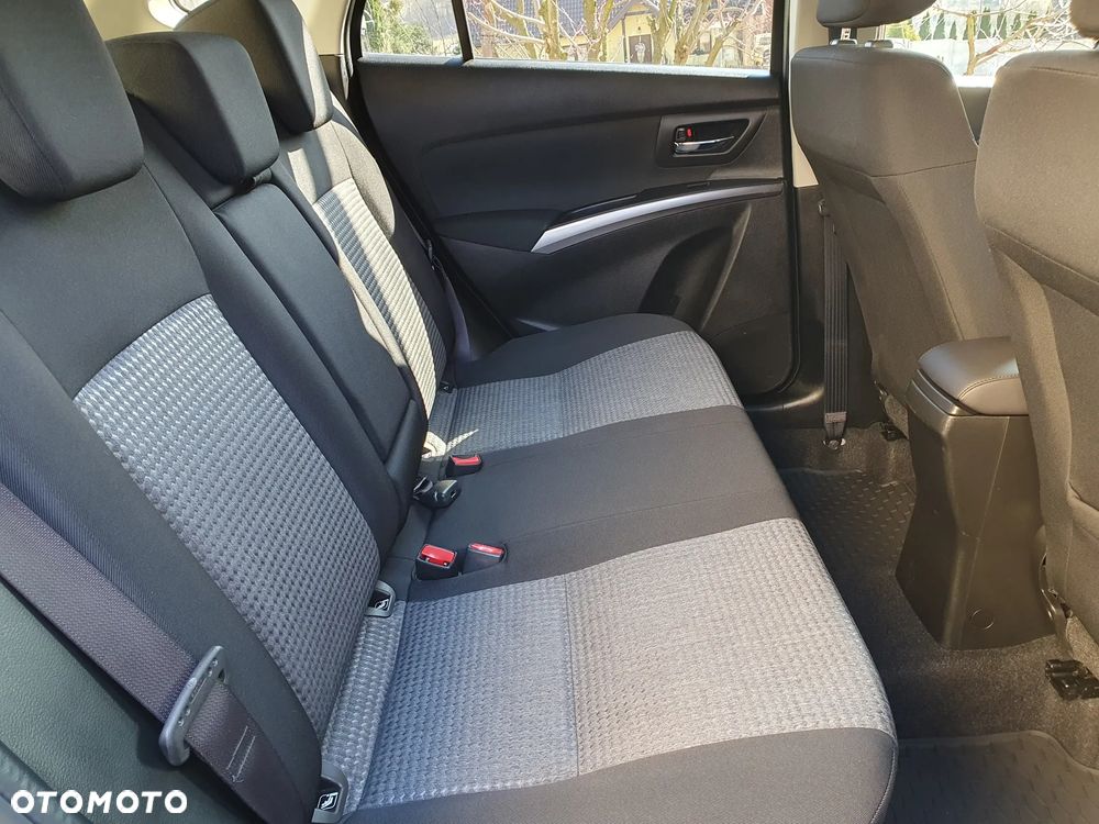 Suzuki SX4 S-Cross 1.4 Boosterjet Hybrid Comfort - 21