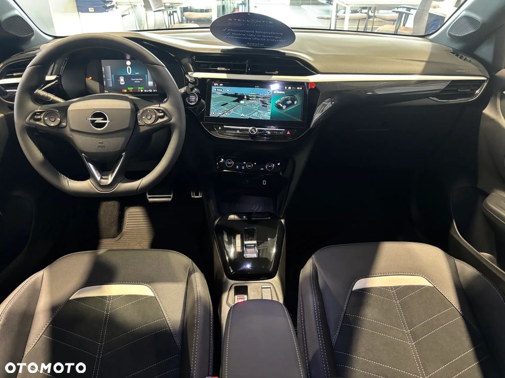 Opel Corsa GS - 10