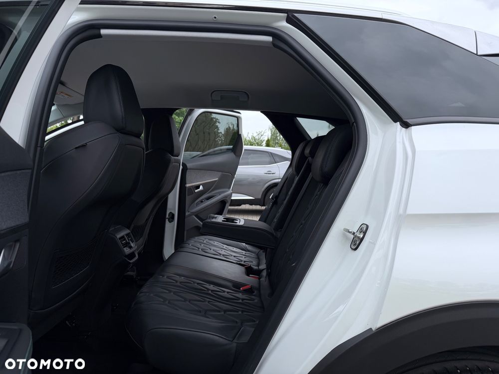 Peugeot 3008 BlueHDi 130 Stop & Start EAT8 Allure - 33