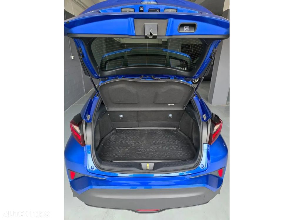 Toyota C-HR Business-Edition - 13