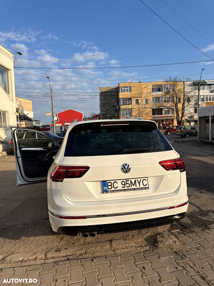 Volkswagen Tiguan 1.4 TSI BlueMotion Technology Sport & Style - 32