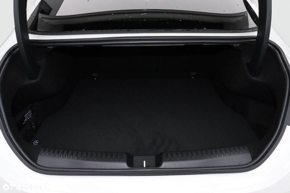 Mercedes-Benz CLA - 18