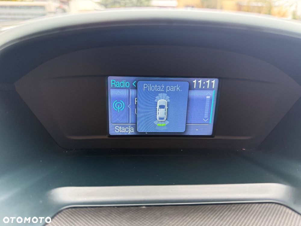 Ford Grand C-MAX 1.6 EcoBoost Start-Stop-System Titanium - 24