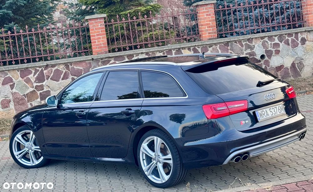Audi S6 Avant - 13