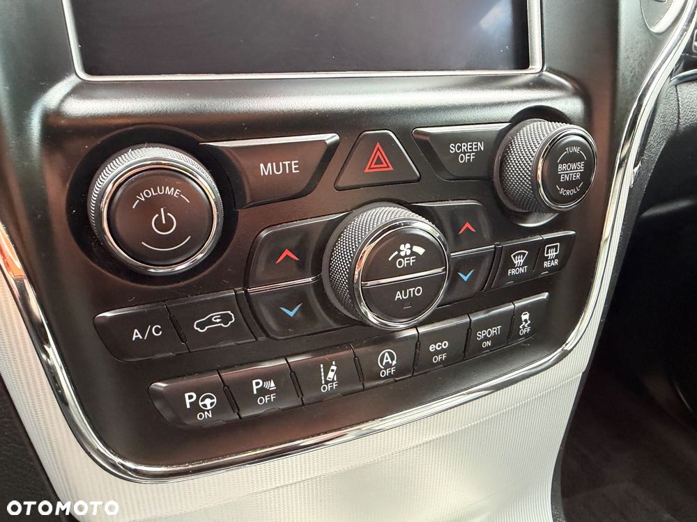 Jeep Grand Cherokee 3.6 V6 Overland - 16