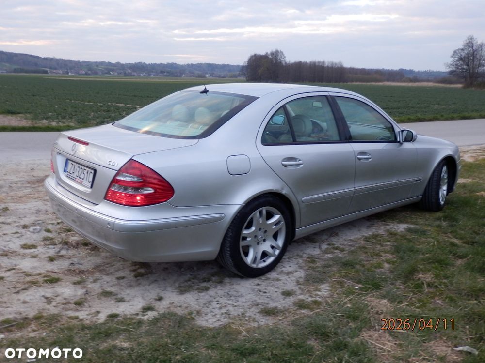 Mercedes-Benz Klasa E 320 CDI Classic - 18