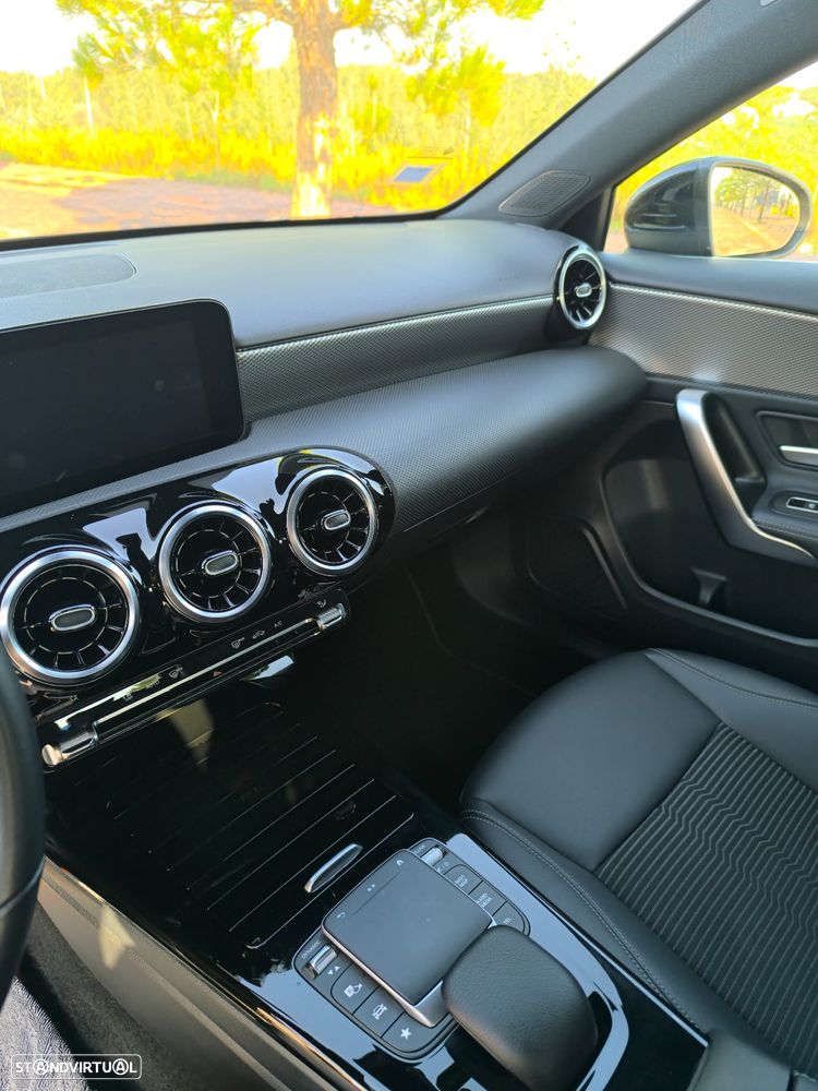 Mercedes-Benz A 180 d AMG Line Aut. - 24