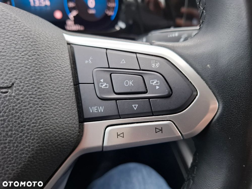 Volkswagen Golf VIII 1.5 TSI EVO Life - 22