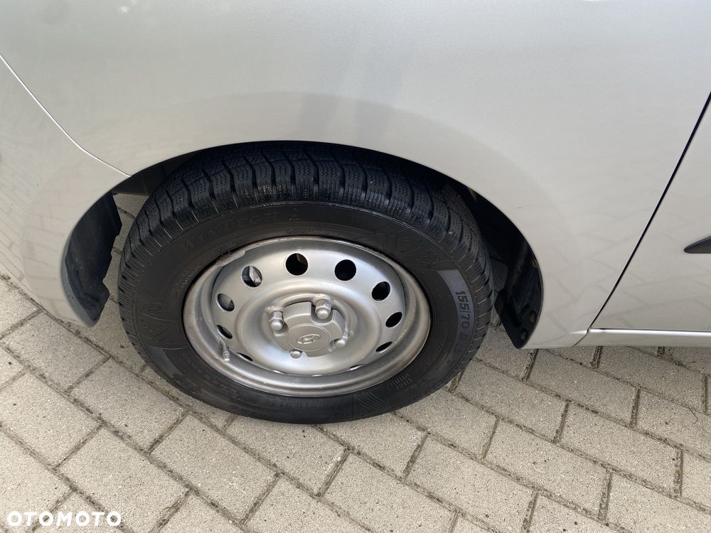 Hyundai i10 1.1 Edition 20 - 32