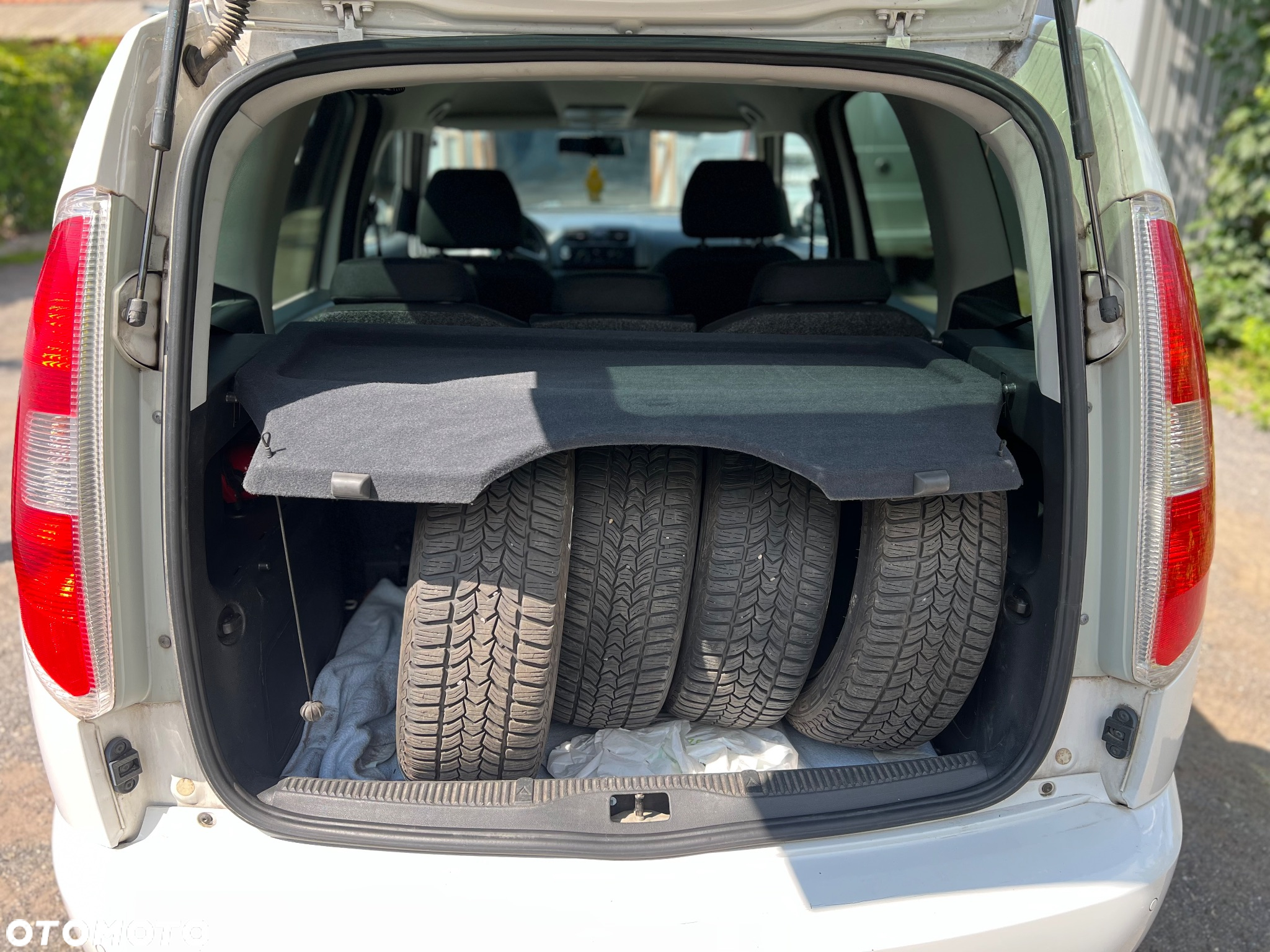 Skoda Roomster 1.6 TDI DPF Active - 9