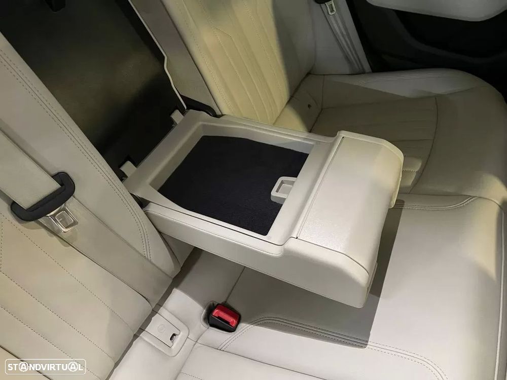 Audi A6 Avant 40 TDI Design S tronic - 17