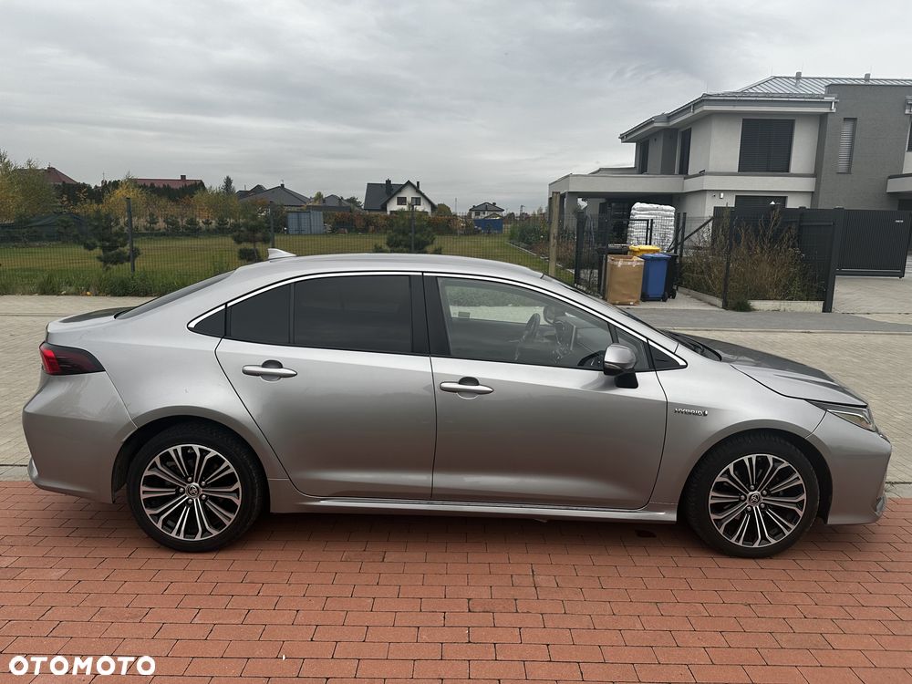 Toyota Corolla 1.8 Hybrid Comfort - 16