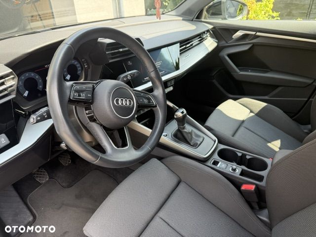 Audi A3 Limousine 30 TFSI - 5