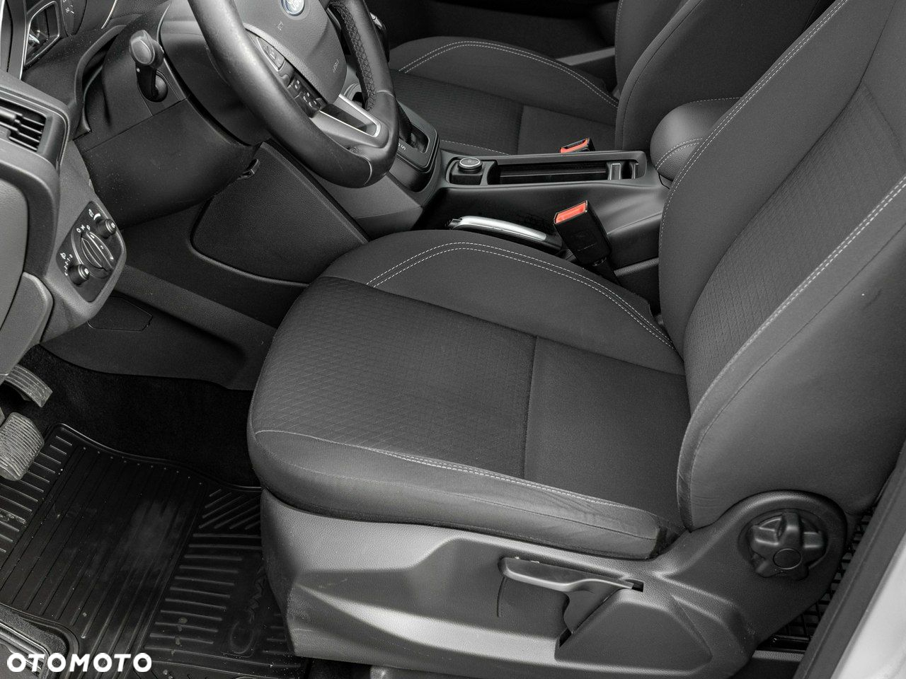 Ford C-MAX - 13