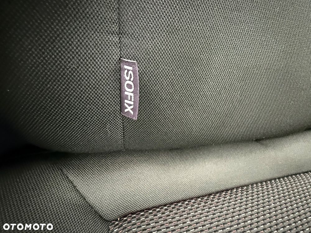 Hyundai i30 1.4 Blue Comfort - 14