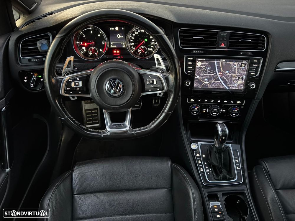 VW Golf GTD 2.0 TDI SCR DSG - 18